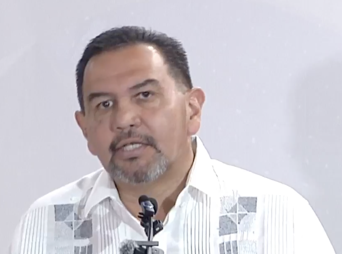 Torre de Babel Causa Golpeteo